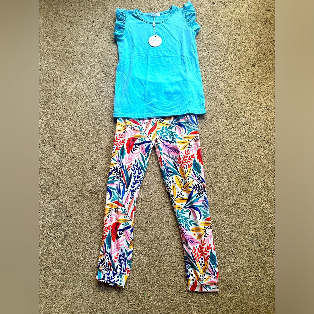 Spring Design pants & shirt set. New